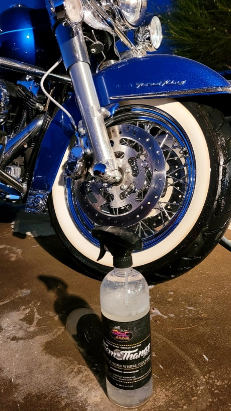 Them Thangz  - Street Juice Products 32Oz Chrome & Wire Wheel Cleaner