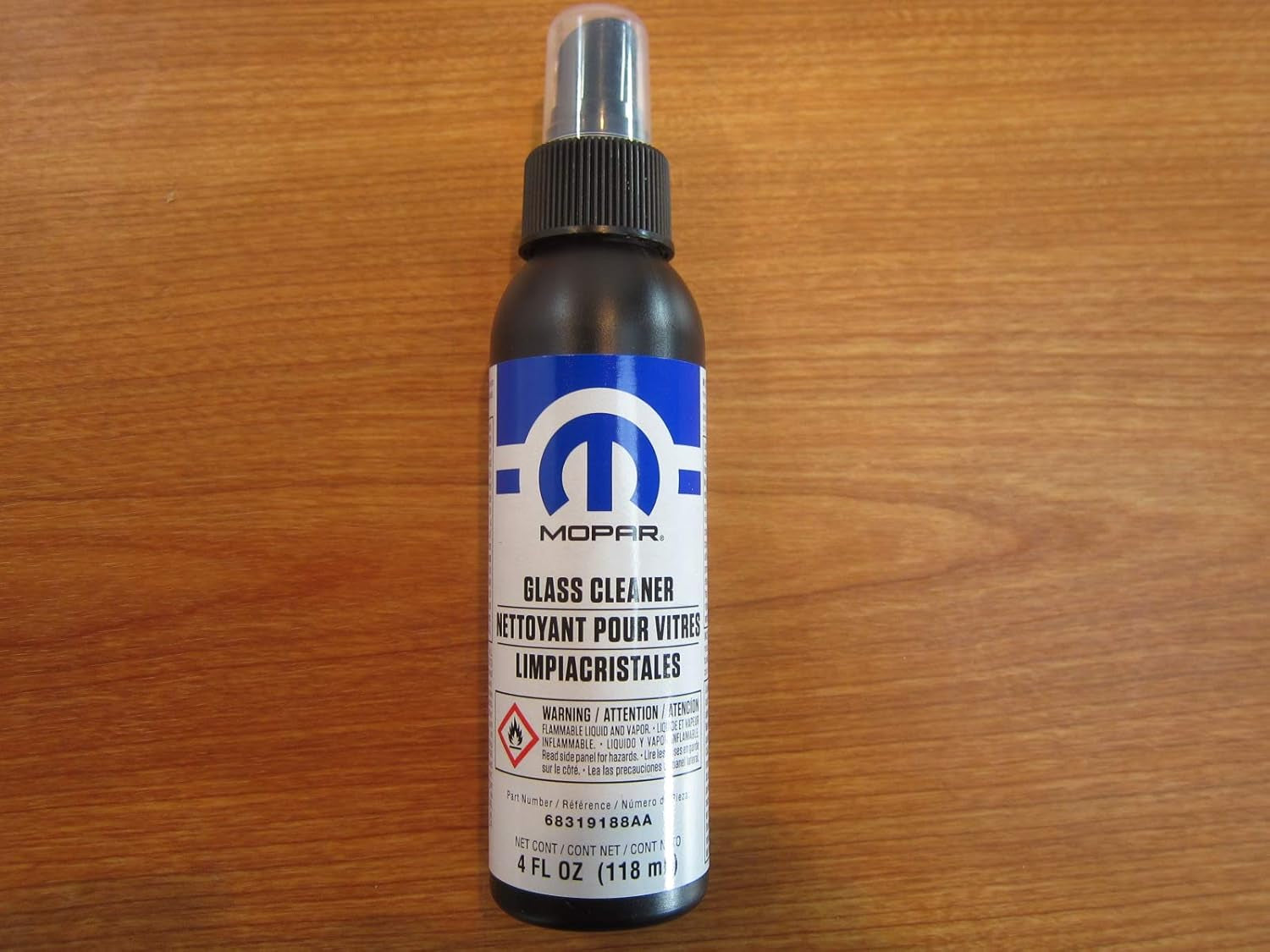 Car Care Kit Including Glass Leather & Vinyl & All Purpose Cleaners OEM